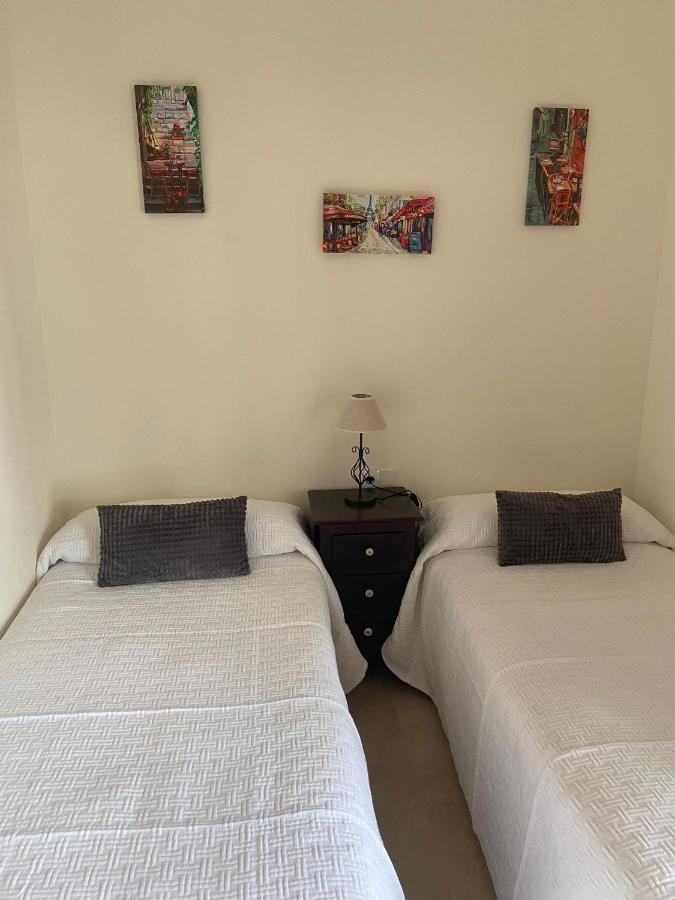 Apartamento Turistico Vega House Cordoue Extérieur photo